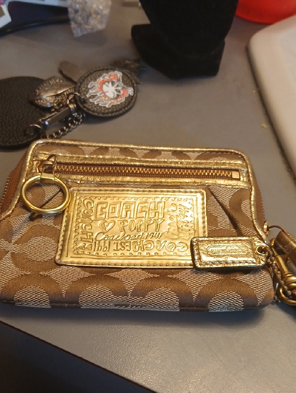POPPY Coach Brown and Gold Signature Zip Coin Pouch